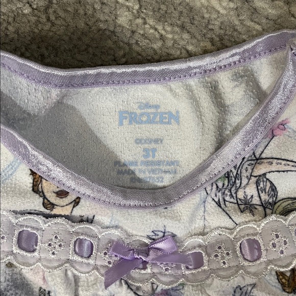 Frozen Fleece Nightgown - White and Purple - Picture 2 of 2